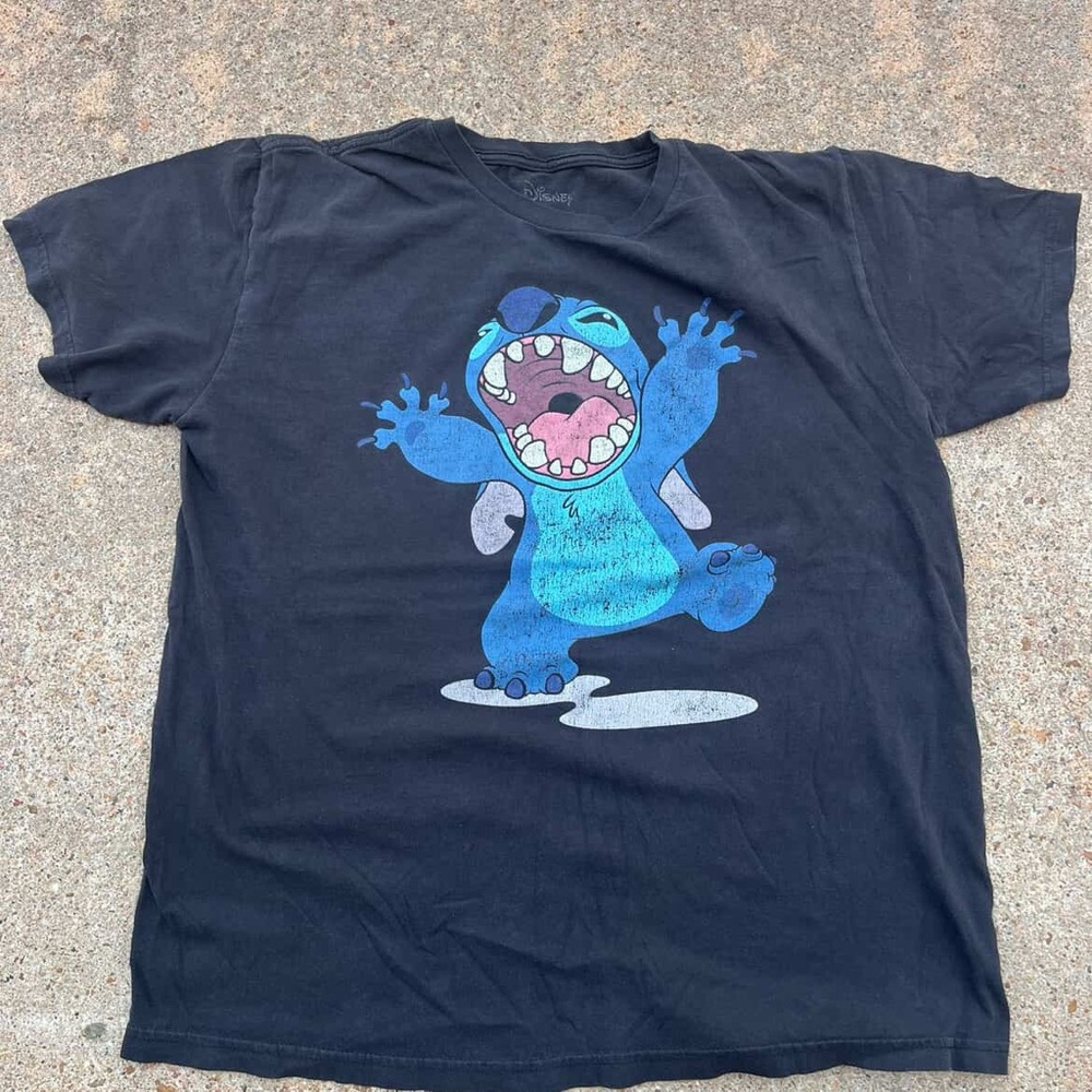 Stitch tee shirt